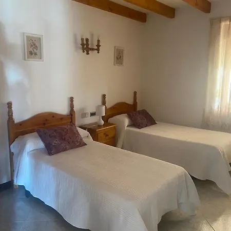 Cholo Guest house