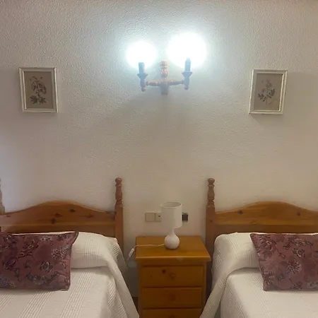 Cholo Guest house