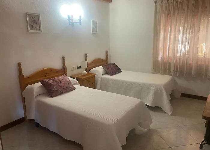 Guest house Cholo Branosera