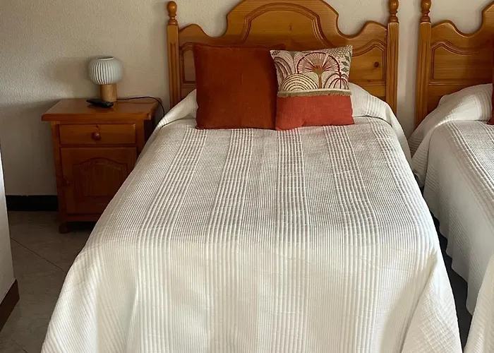 Guest house Cholo Branosera